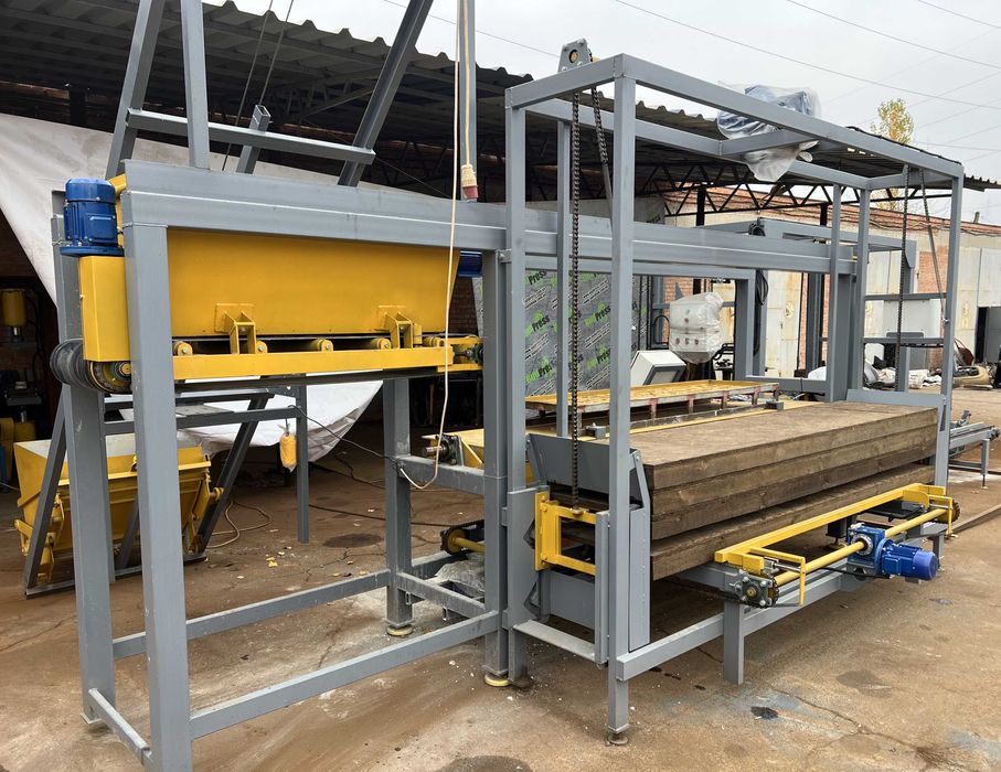 Автоматична лінія для виготовлення бетонного європаркану, стовпчиків