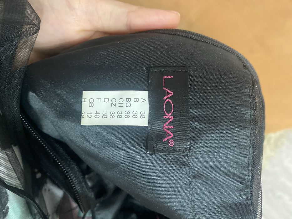 Сукня жіноча, дуже гарненька