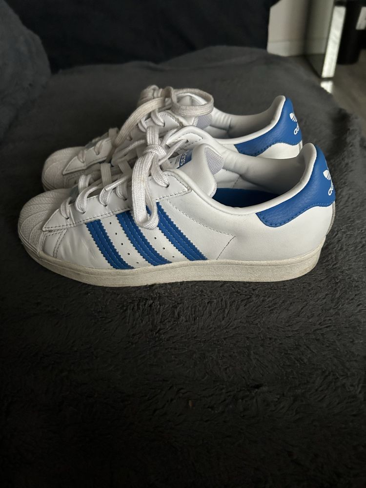 Adidas superstar