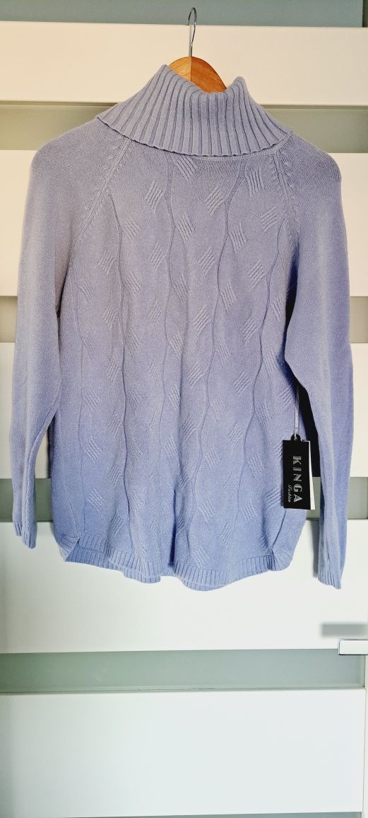 Sweter z golfem L nowy