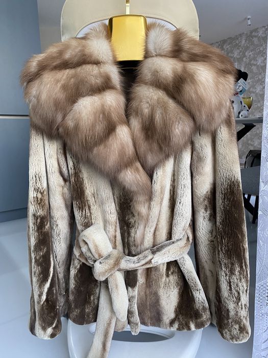 Неймовна фірмова шуба норкова з соболем італія 46/48