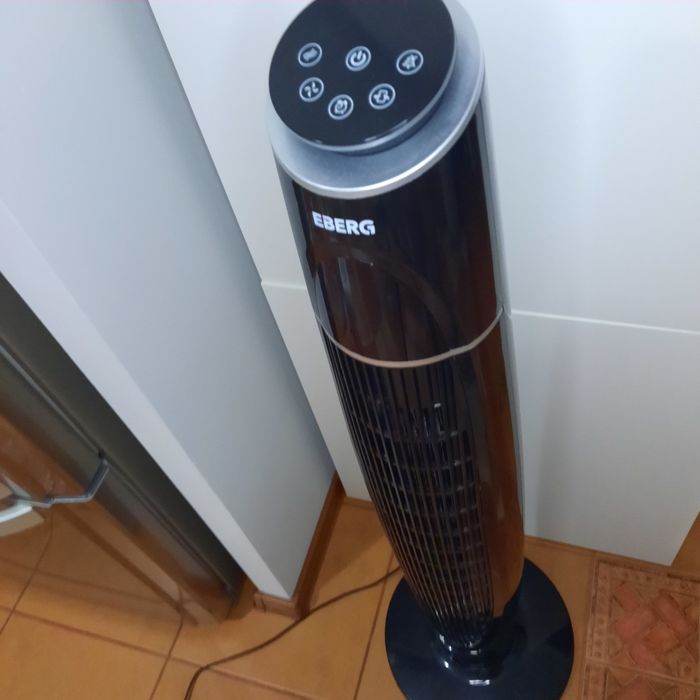 Wentylator kolumnowy Acum 110 czarny