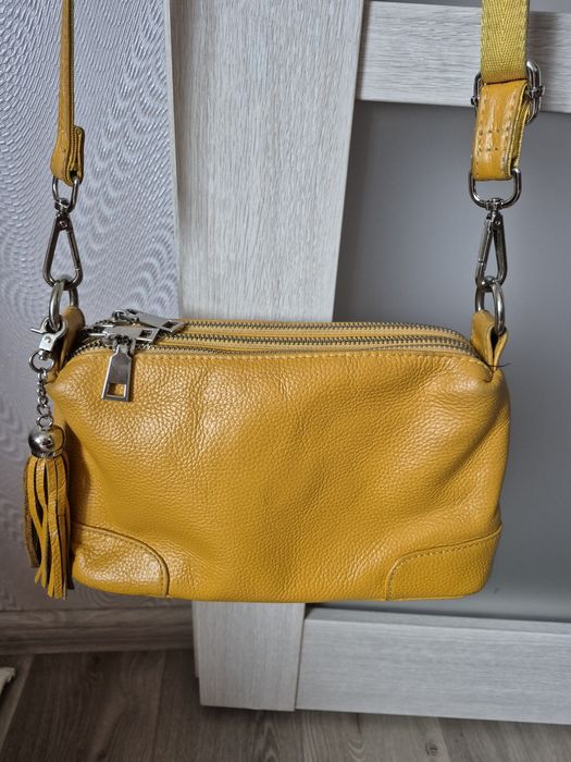 Шкіряна жіноча сумка кольору гірчиці