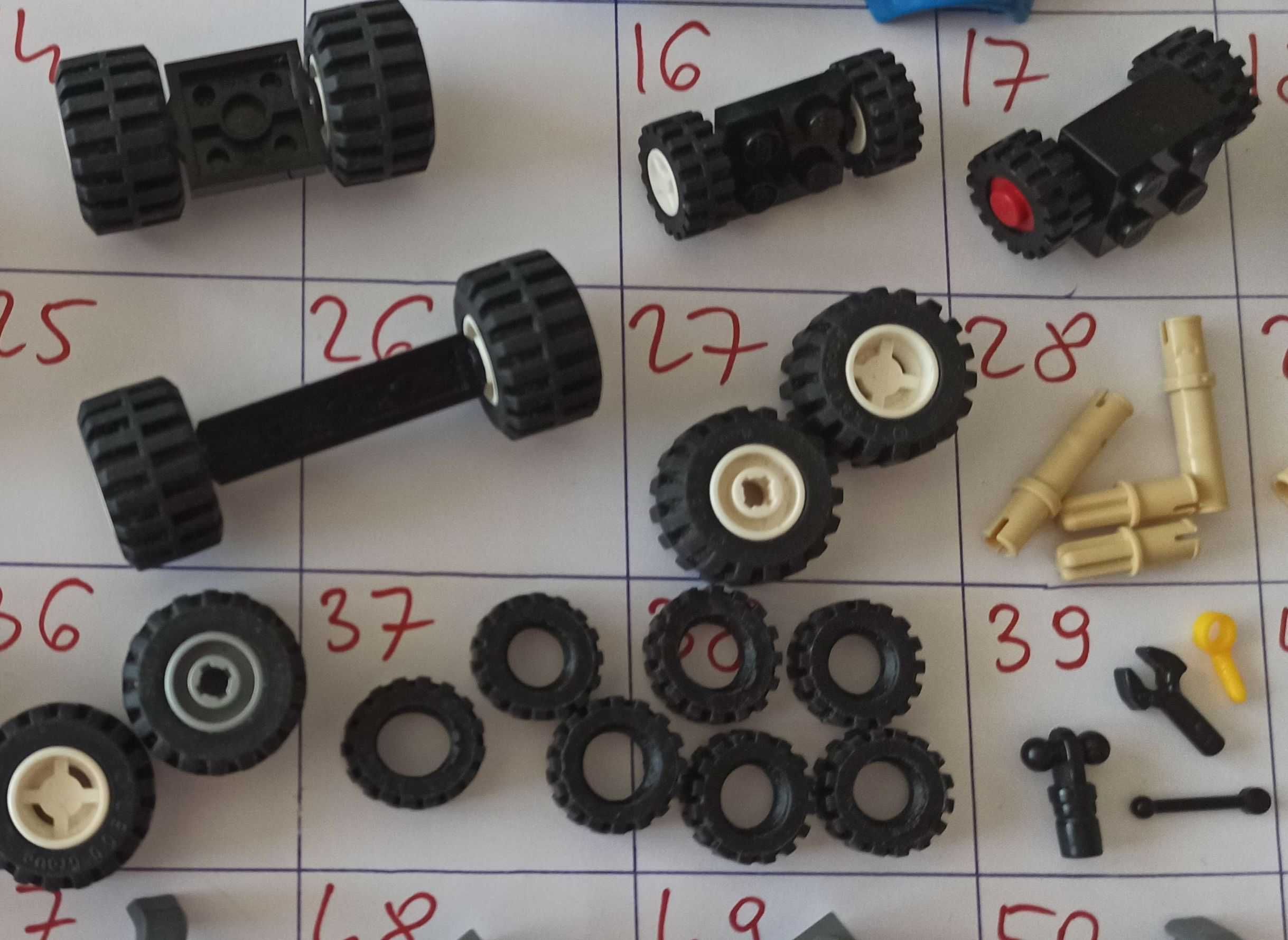 klocki LEGO części do samochodów koła nadwozia opony nadkola łączniki