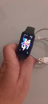 Smartwatch Huawei  7-7A2 Modelo B19  com pulseira desportiva respiráve