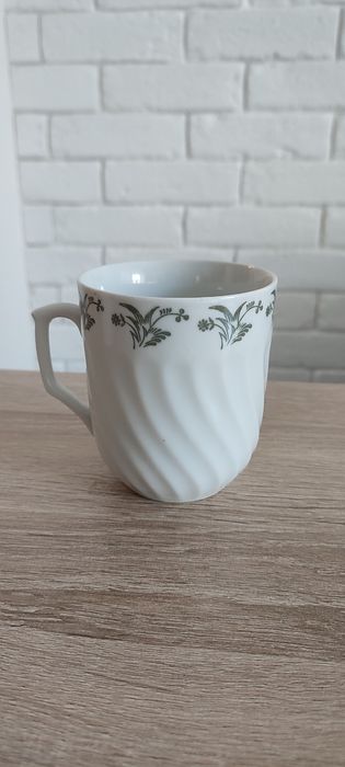 Kubek Ćmielów PRL Antyk porcelana zielone kwiaty