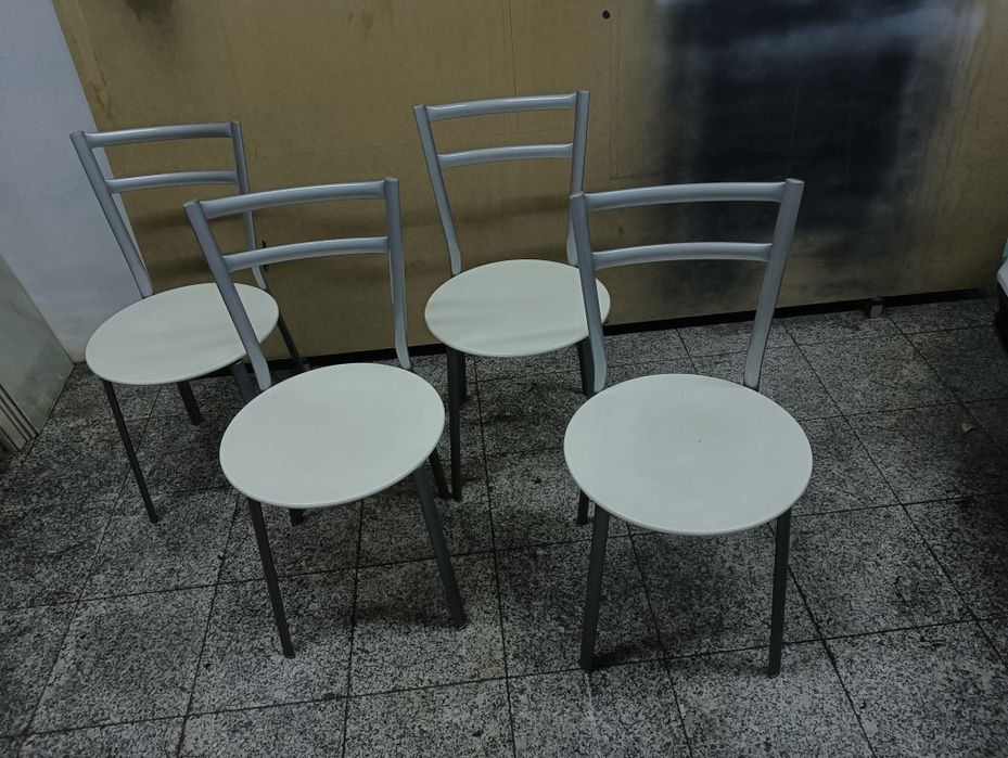 4 cadeiras cozinha
