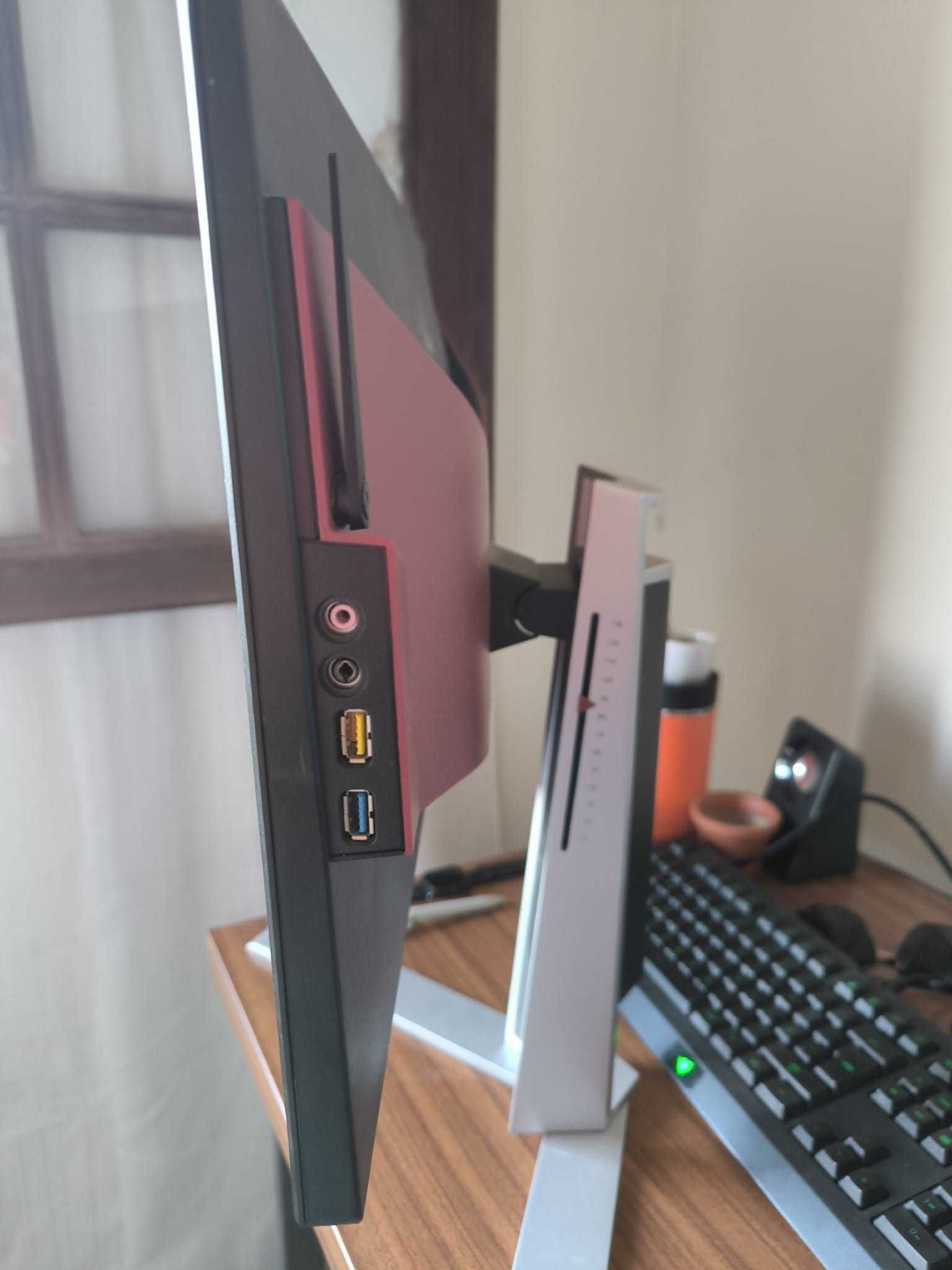 Monitor 144Hz AGON