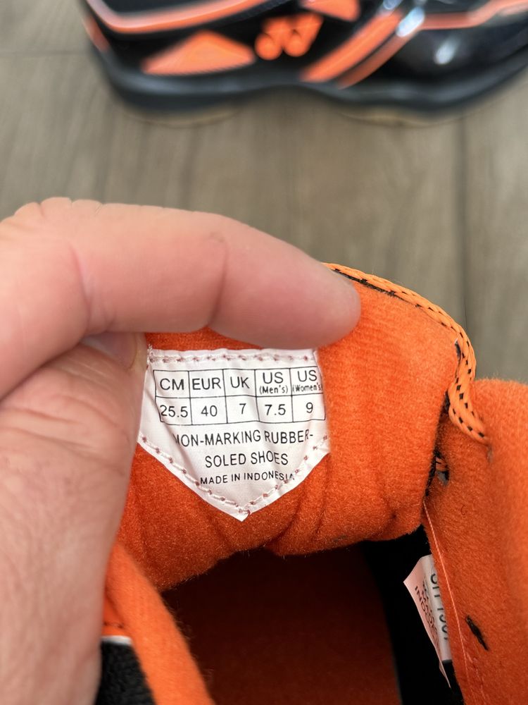 Кроссовки YONEX Power Cushion 40 25.5 см