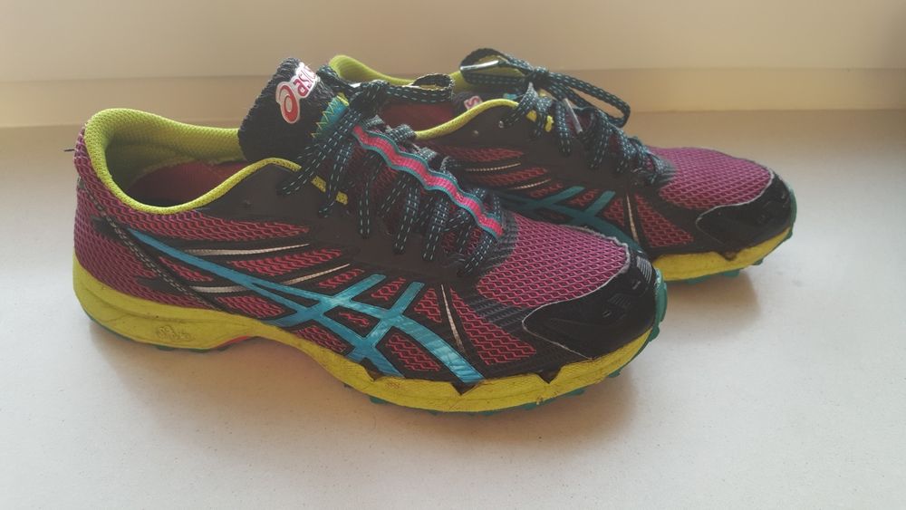 obuwie sportowe Asics 39.5