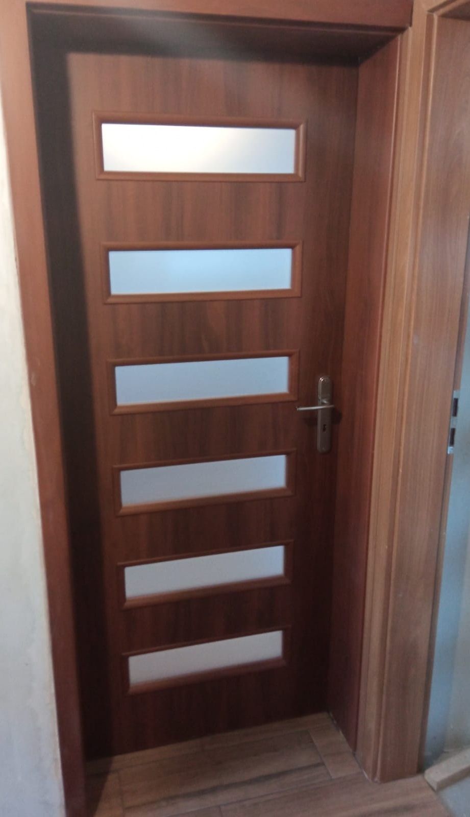 Drzwi wewnętrzne 80 używane