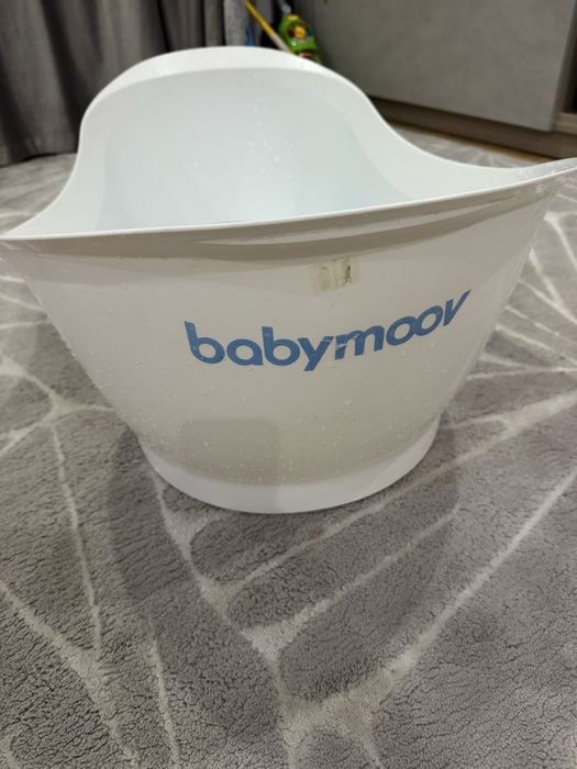 Детяча ванна біла для купання