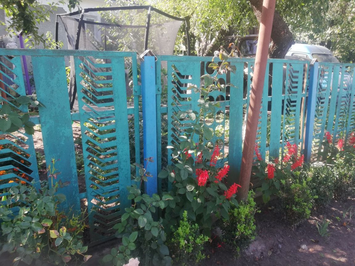 Продам секції забора