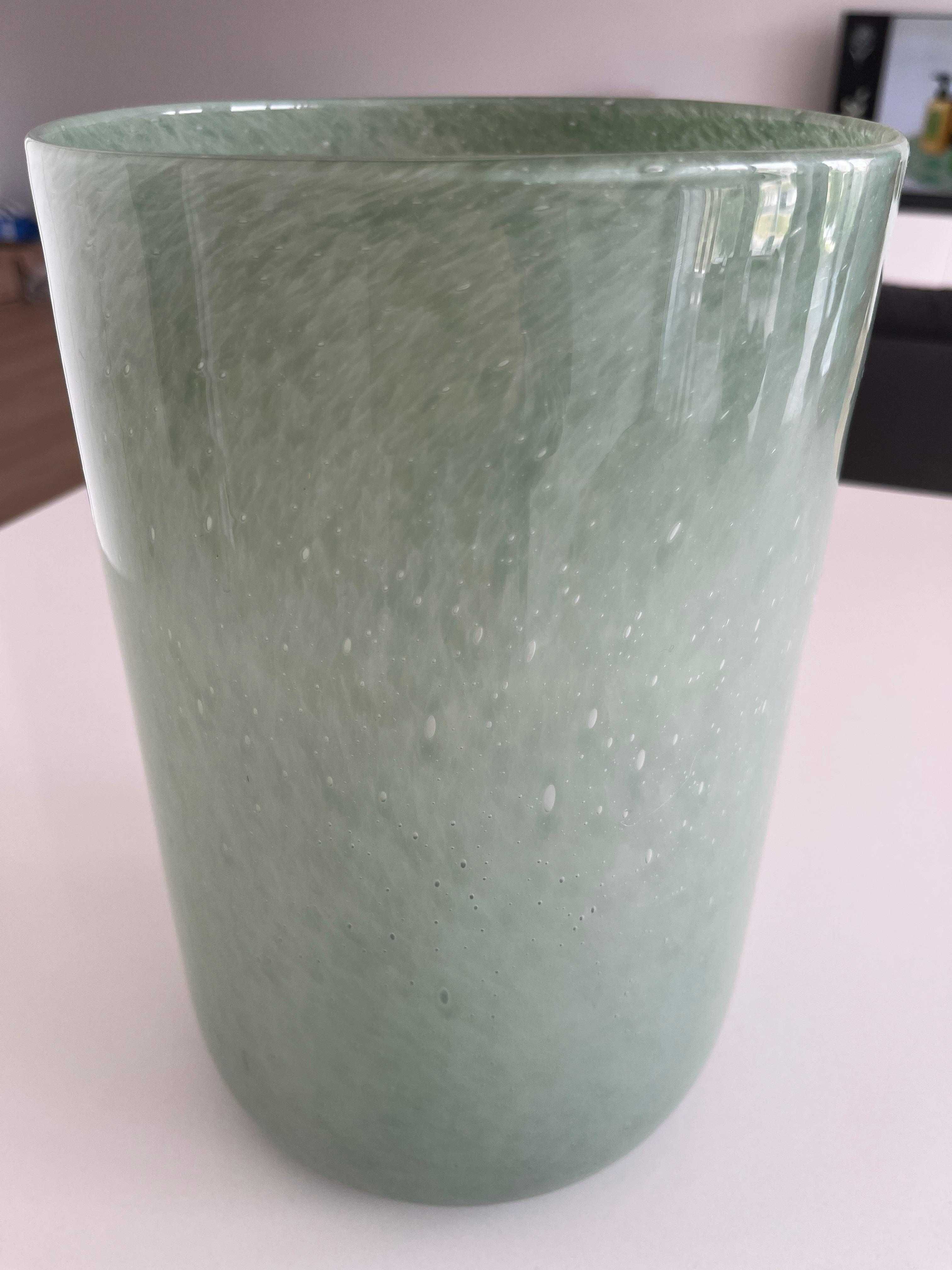 Jarra decorativa H&M Home em verde-água