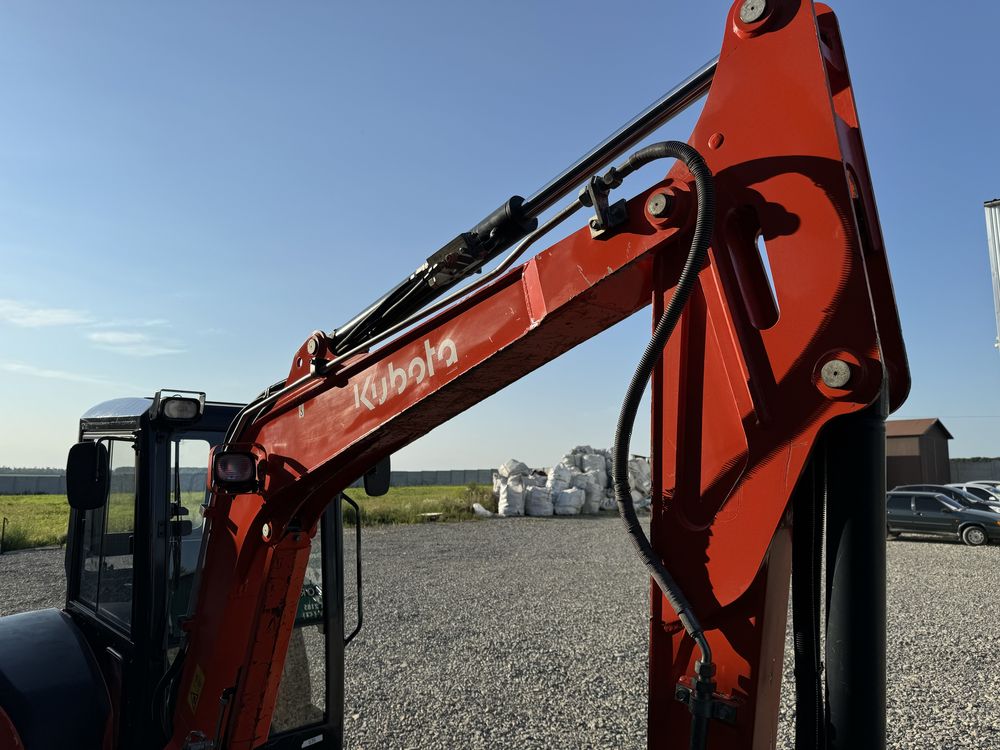 Міні екскаватор Kubota U35