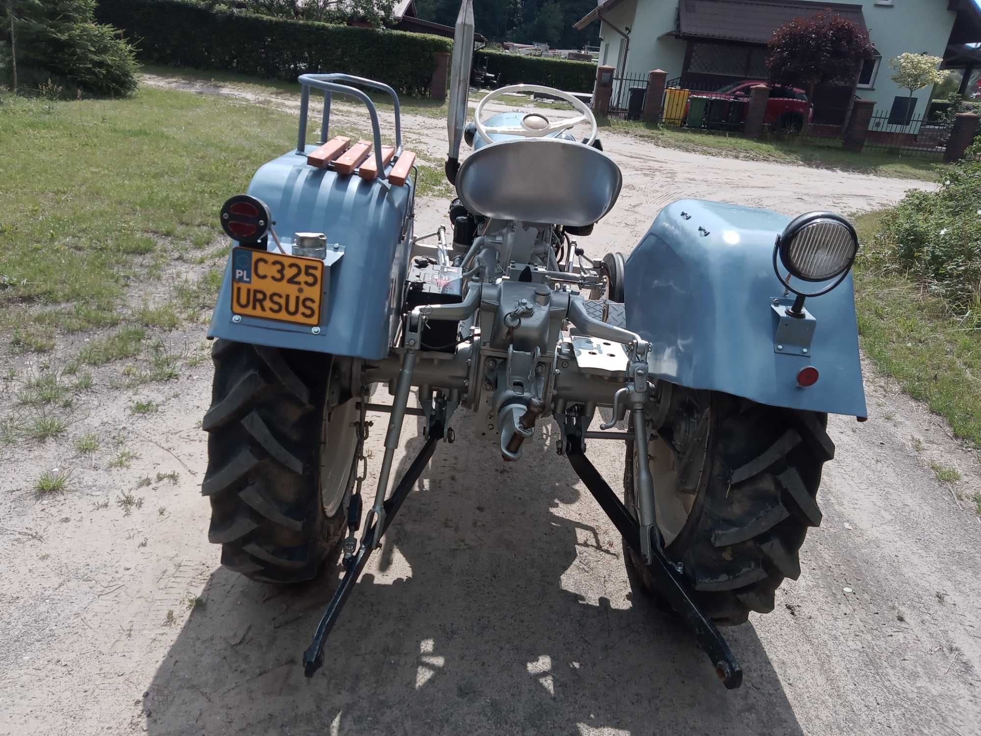 Najstarszy Ursus C325, 325.  1959 rok  c328