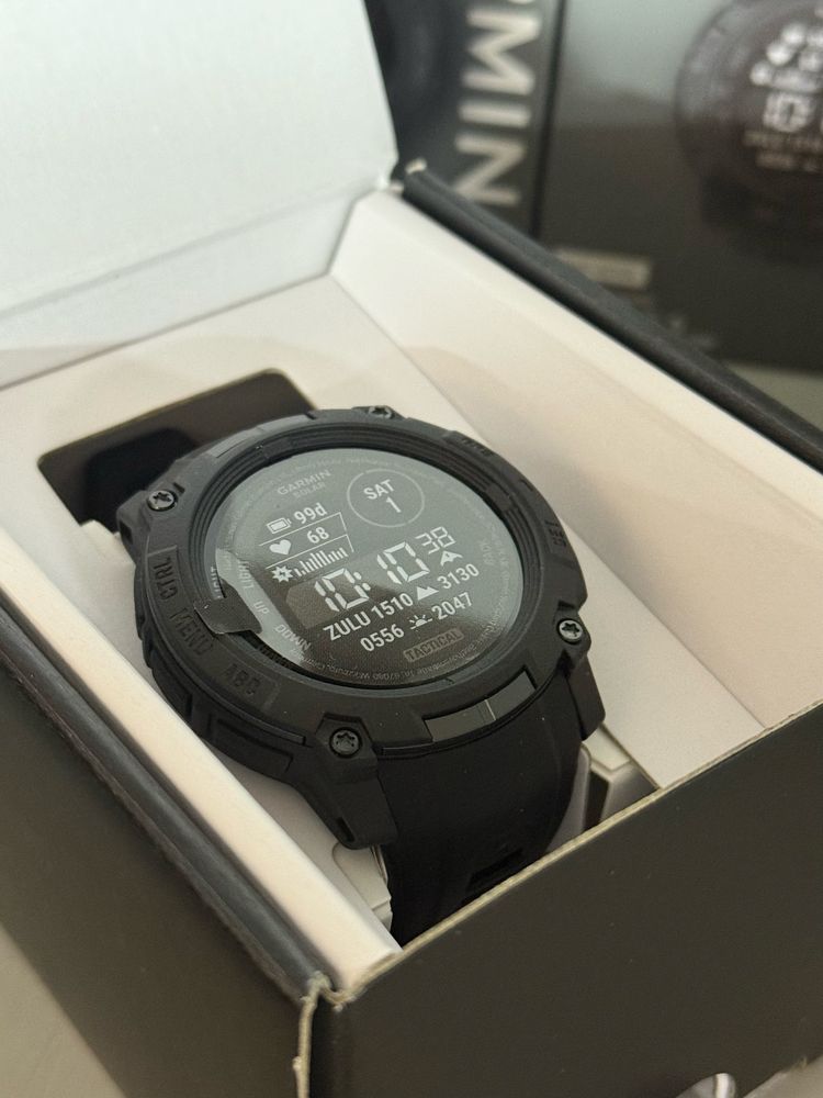 Смарт-годинник Garmin Instinct 3 50 mm Solar Tactical Edition Black
