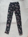 Dziewczęce legginsy w kwiatki