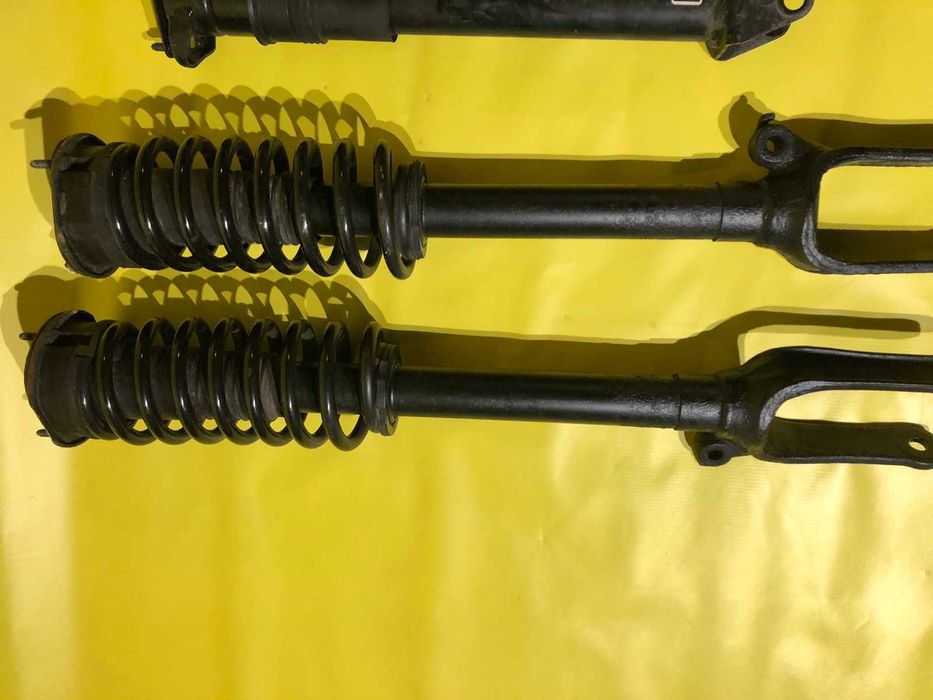 Стойки передние Мерседес ML W164 амортизаторы GL X164 стійки передні