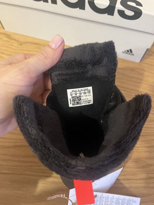 Адідас зимові чоботи ботинки сапожки 20 розмір
