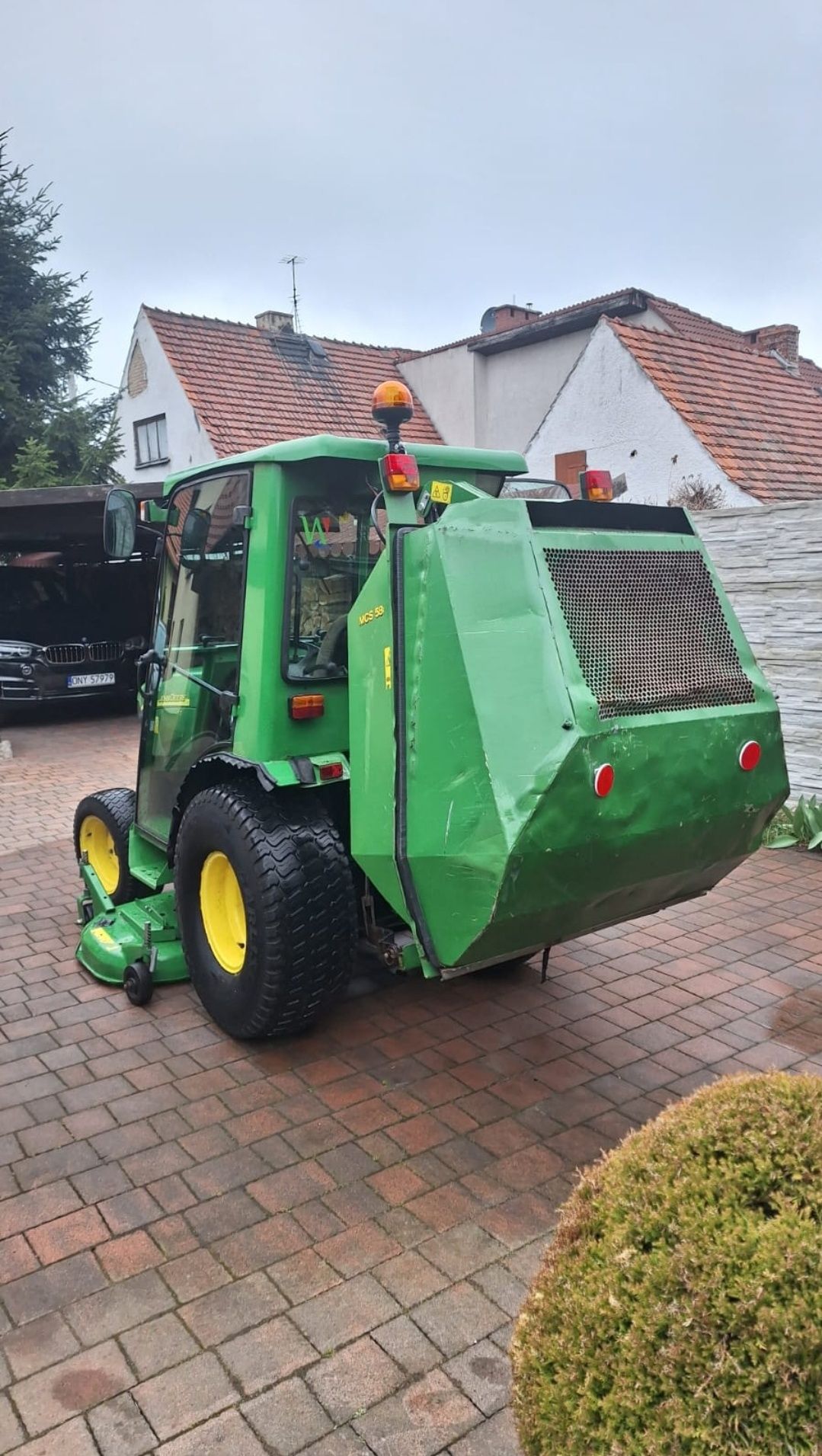 Kosiarka Traktorek John Deere 2720 odkurzacz 4x4