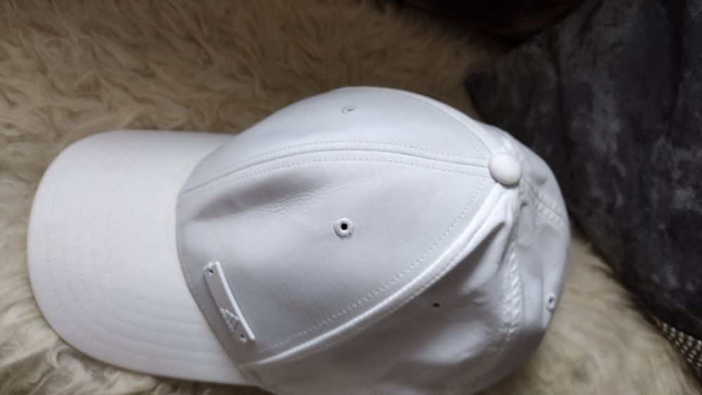 Biała Czapka z daszkiem Adidas