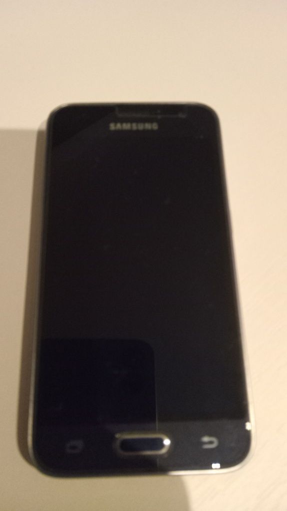 Продам рабочий тел.Samsung