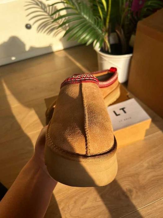 UGG _Tazz _Slipper_Chestnut Snow Boots / ROZ.37
