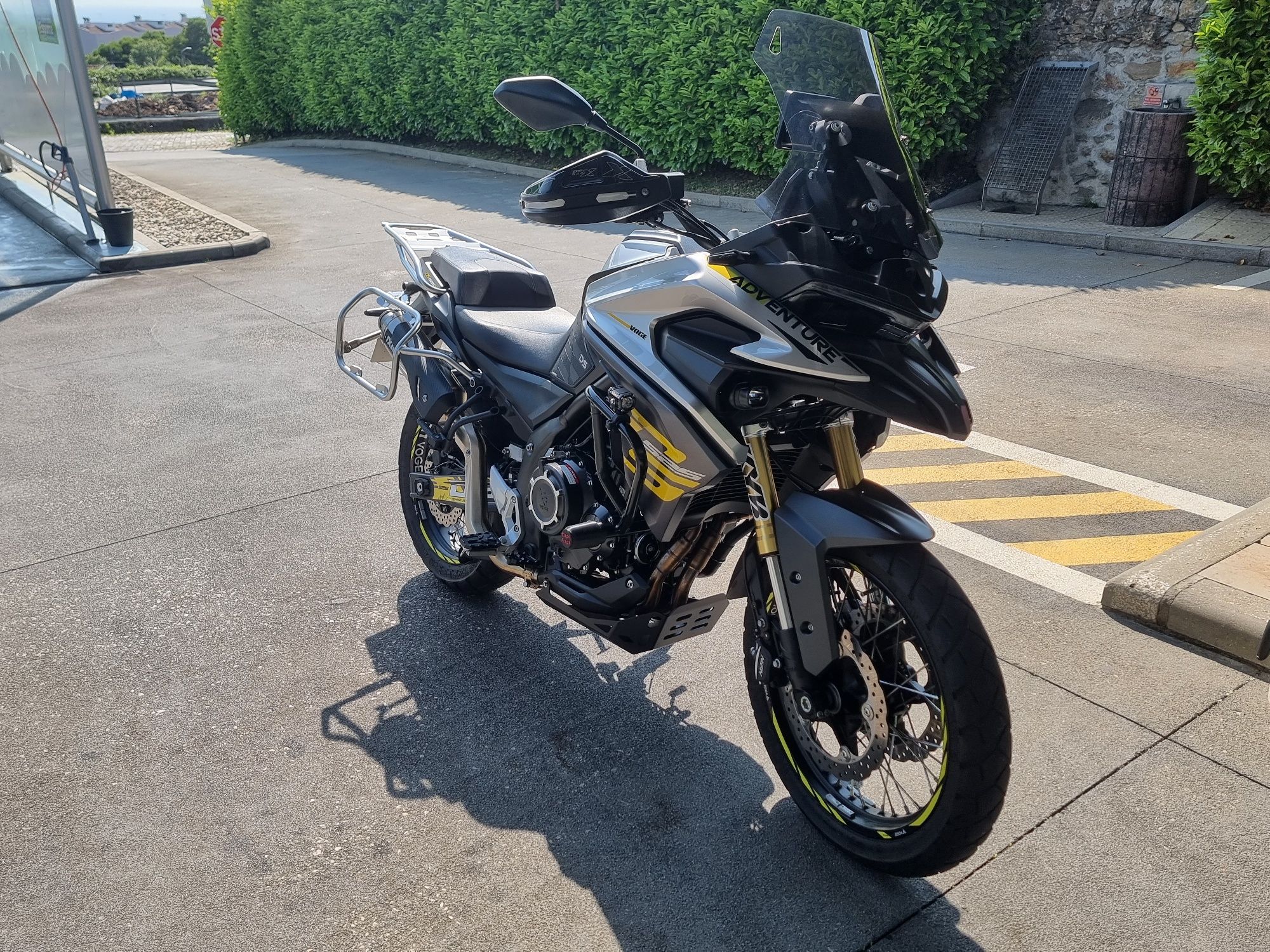 VOGE 525DSX c/extras