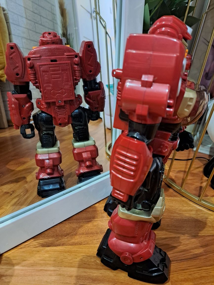 Zabawka interaktywna robot