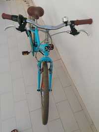 Bicicleta menina