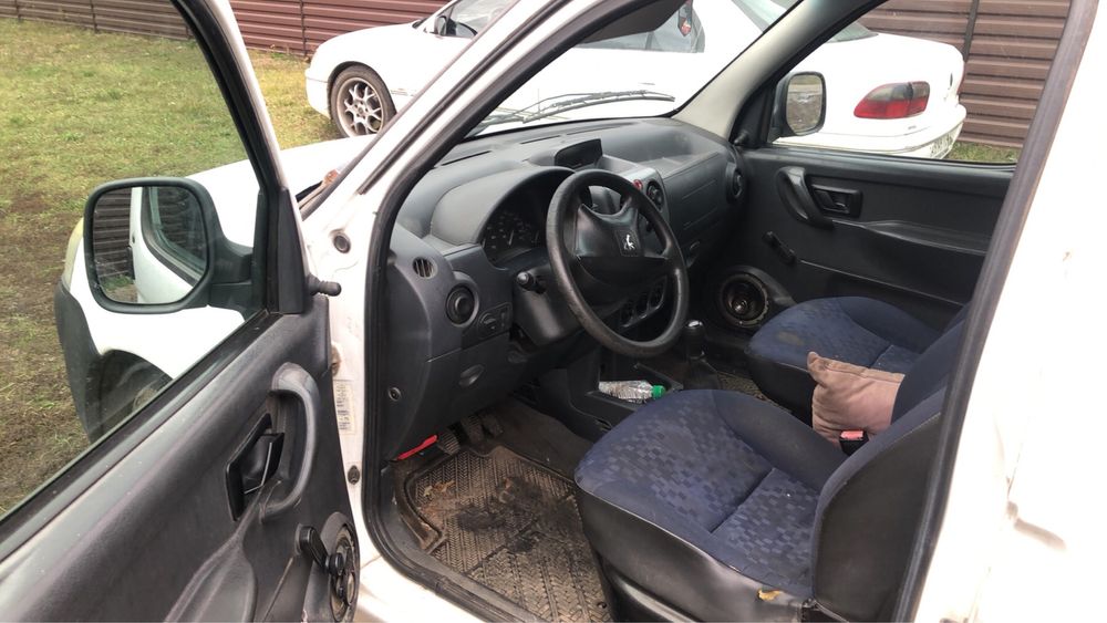 Продам пежо партнер реф.