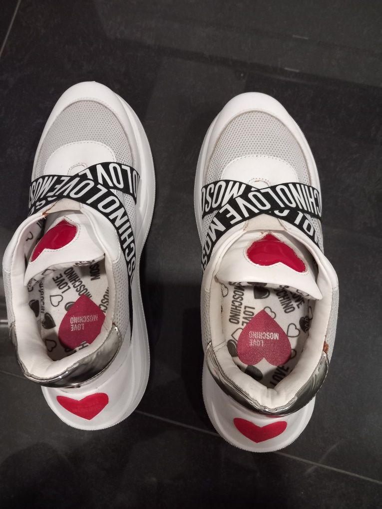 Sapatilhas Love Moschino 37