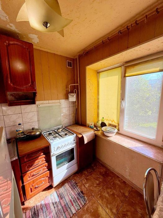 Продаж 2 кімнатної квартири на 2 поверсі