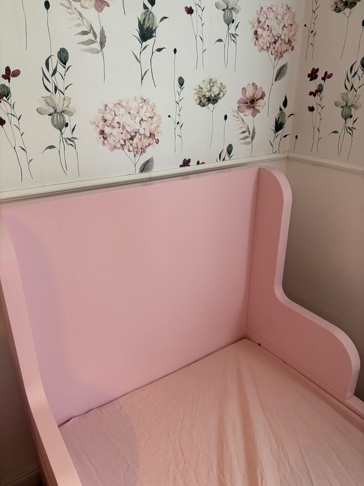 Ikea busunge łóżko rosnące z dzieckiem