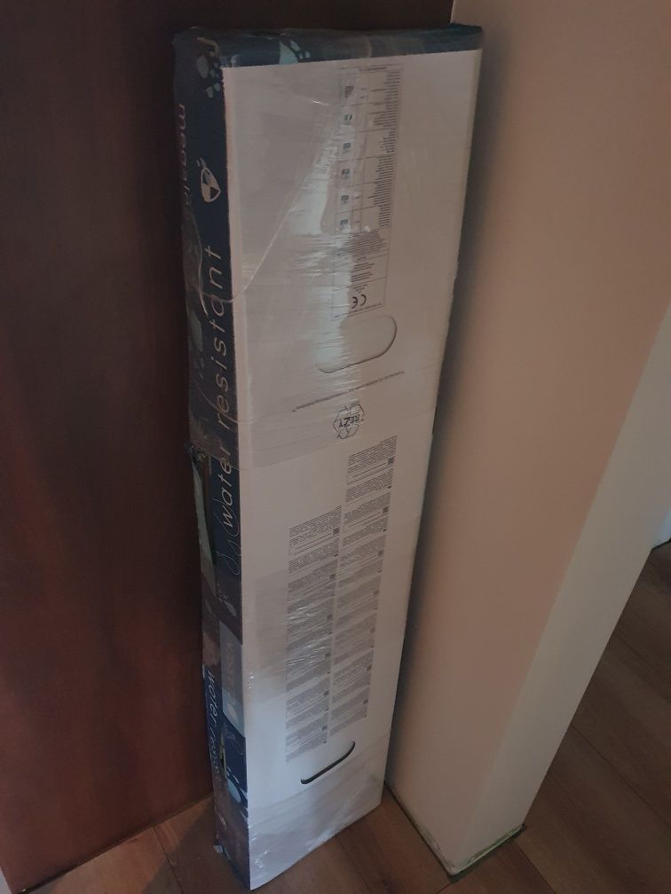 Panele podłogowe 8mm ac5 uszkodzone i pocięte + 5 całych desek = 8 m2