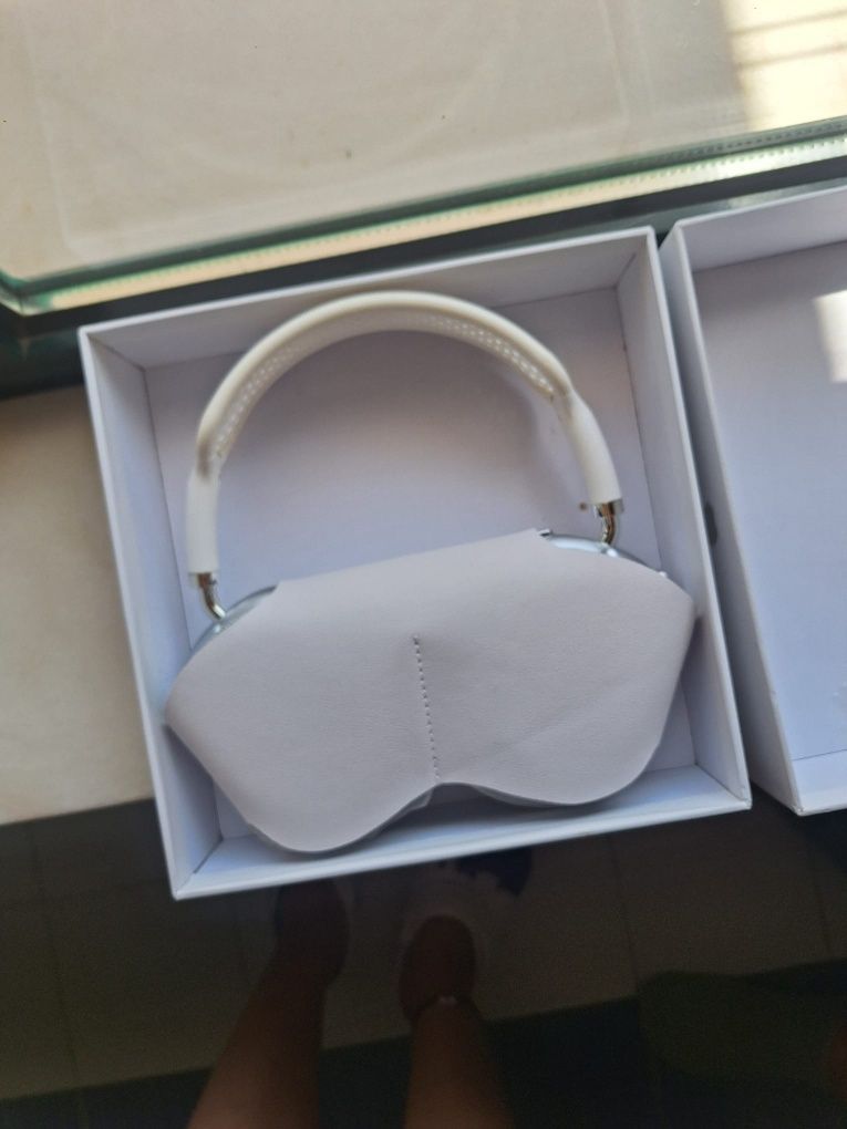 Apple Airpods Max como novos
