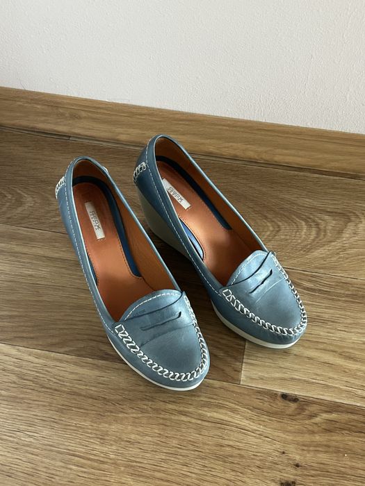 Босоножки женские