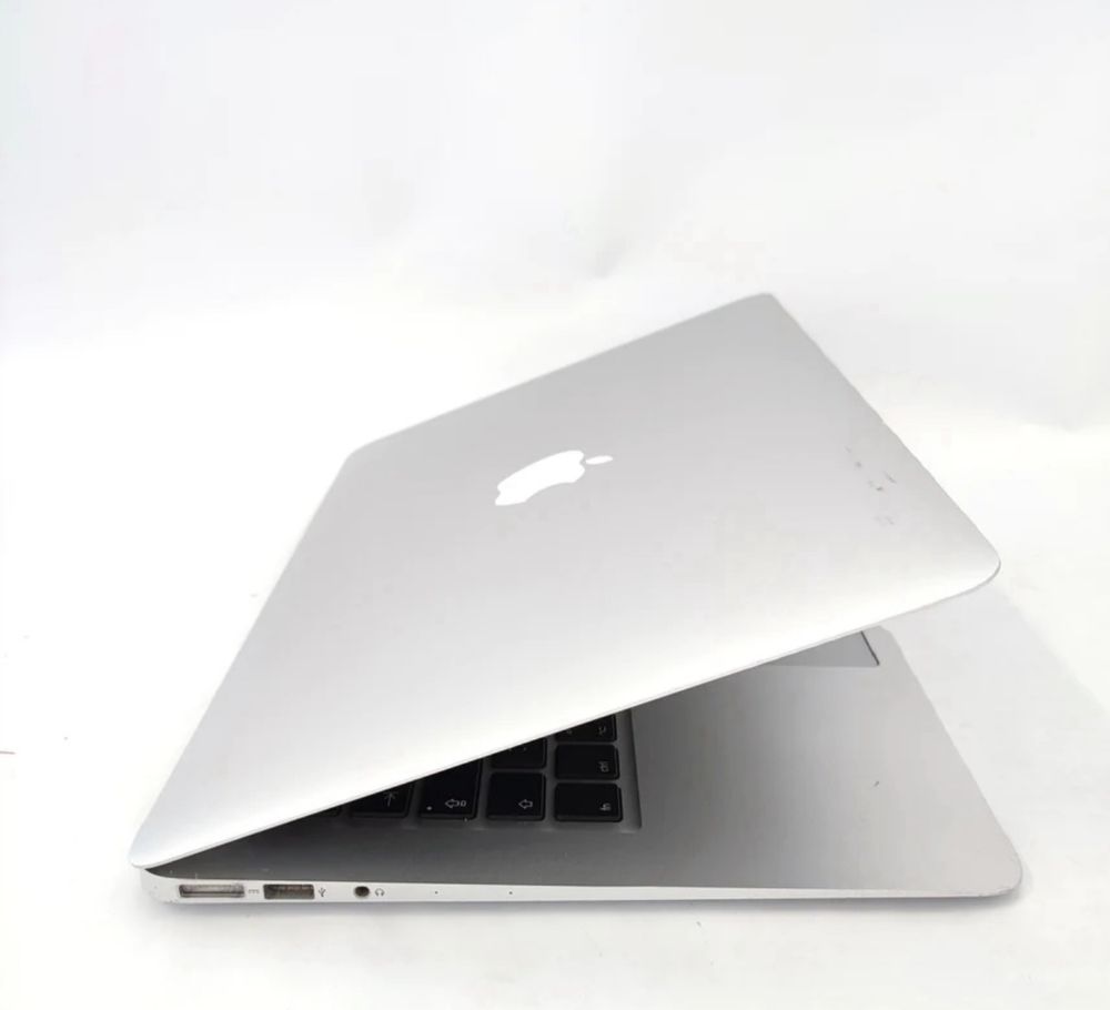 Laptop Apple Macbook Air 13 i5 1.6 8  dysk twardy 128 GB SSD !