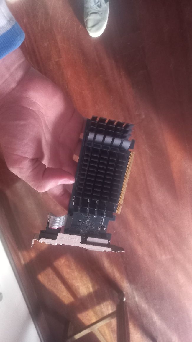 Placa de vídeo Gt730