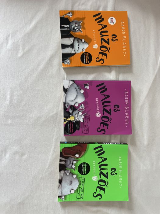 3 livros do os mauzões