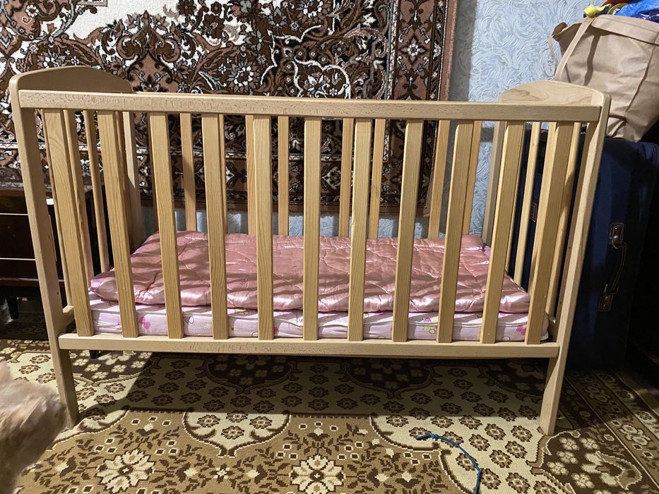 Пролам кроватку з матрациком