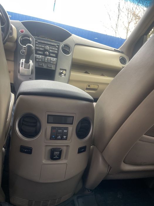 Продам Хонду Пілот.