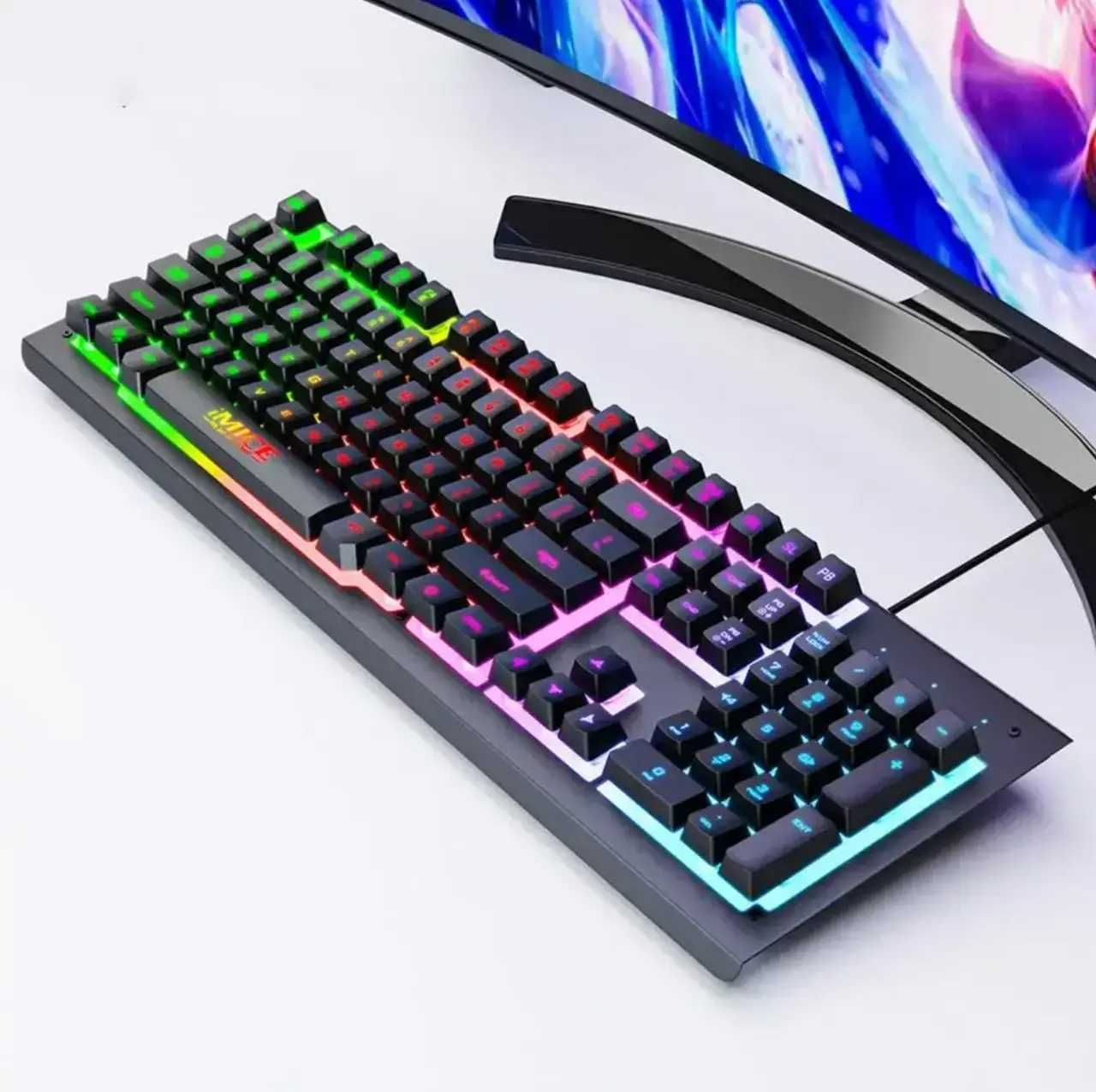 Комплект с подсветкой RGB Gaming Мишка Наушники Клавиатура Коврик