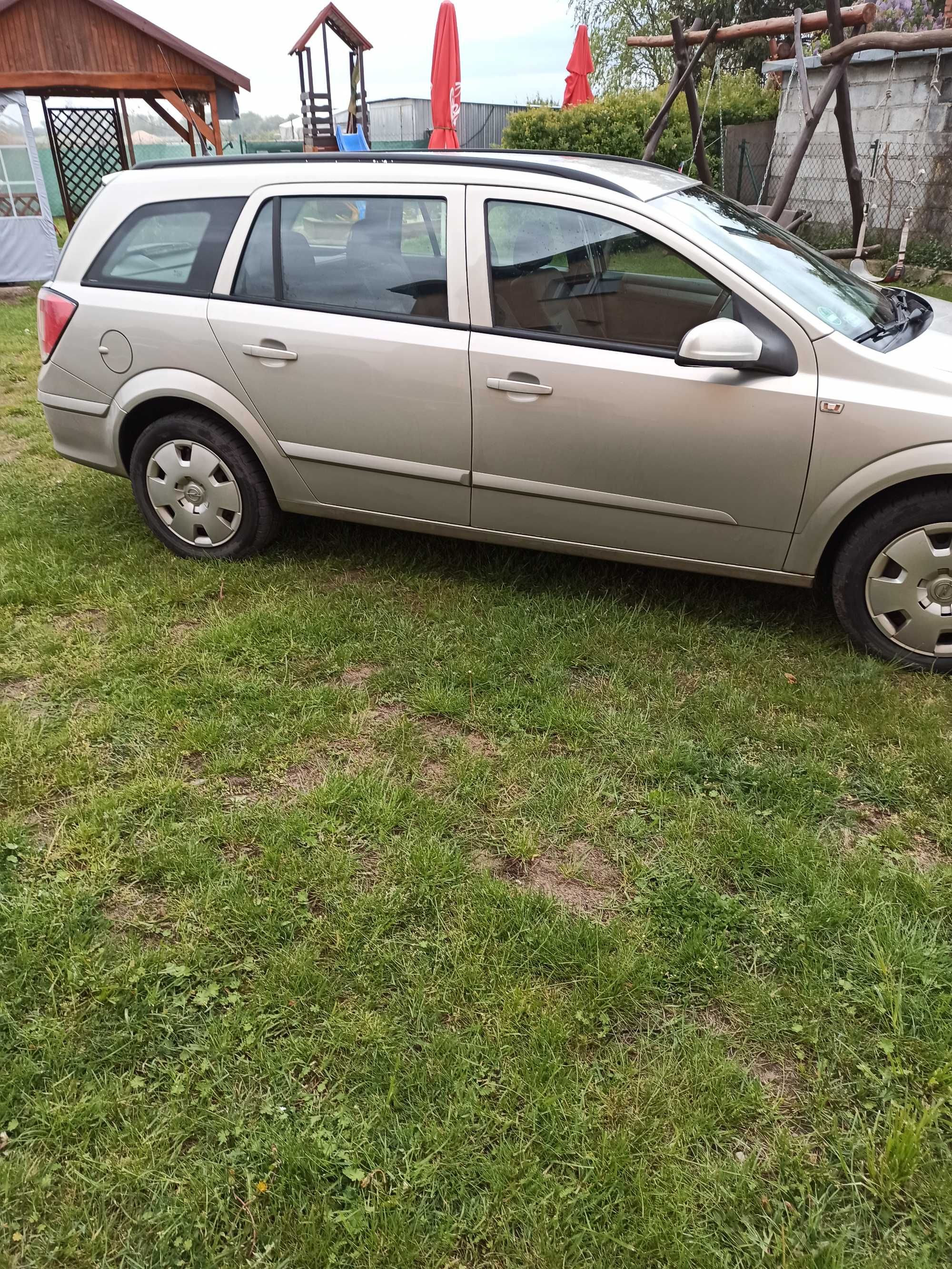 Opel astra H 1,9 cdti