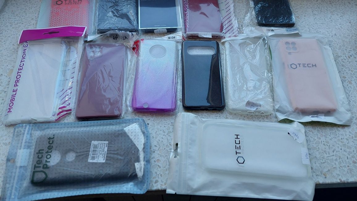 Etui nowe na telefon