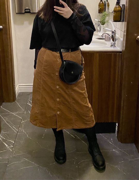 Коричнева вельветова спідниця від m&s