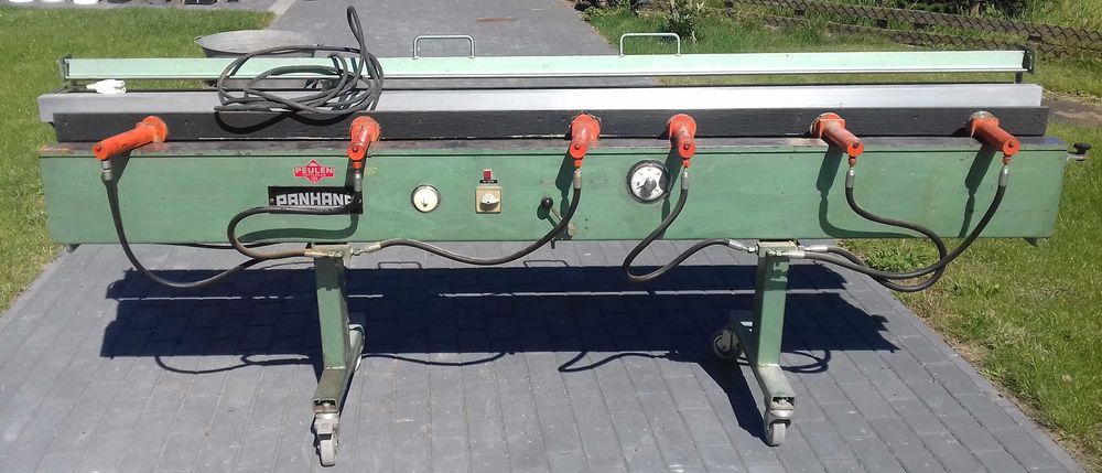 Prasa hydrauliczna do doklejek