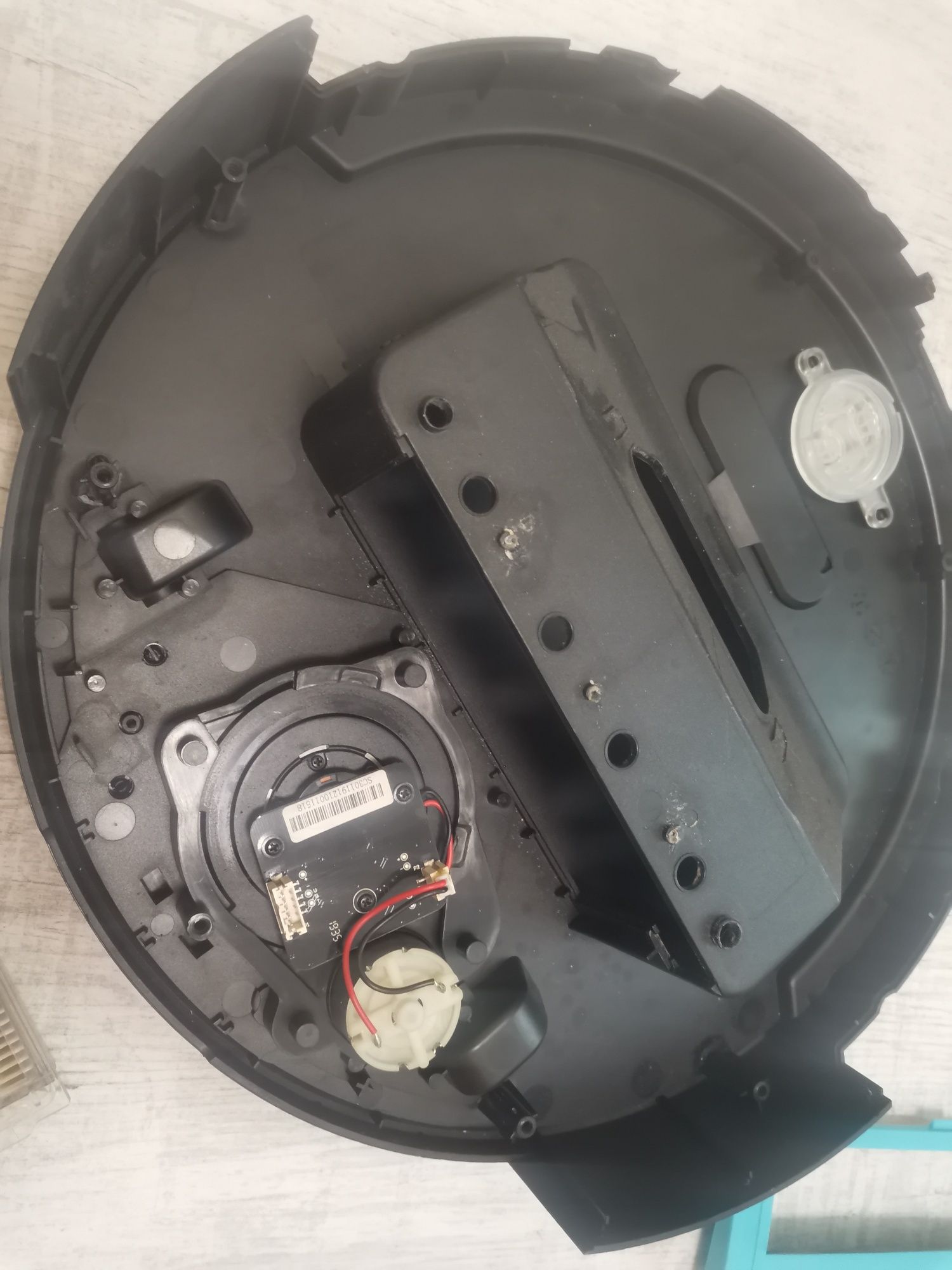 Робот пылесос Cecotec Conga 3290 запчасти