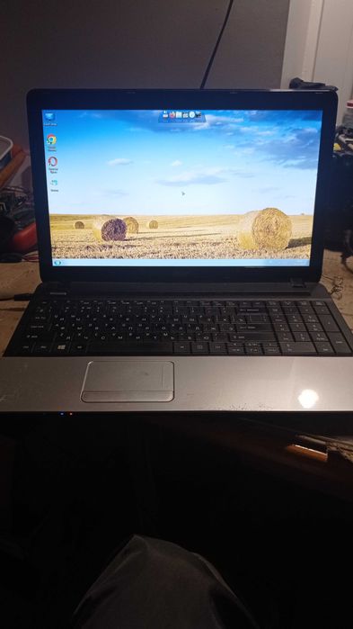 Продаю Ноутбук  аcer  4000 гр.